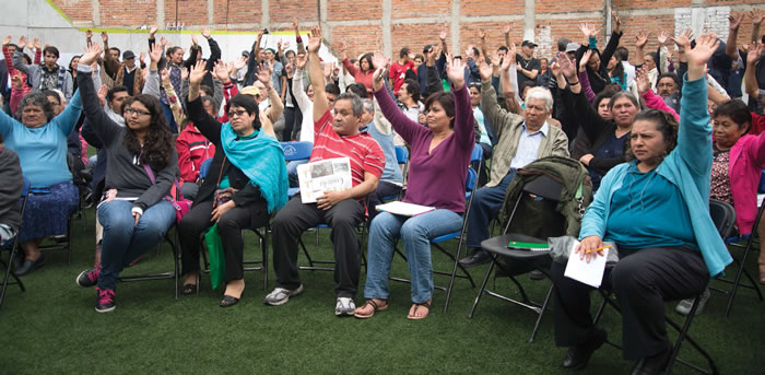 Los gobiernos exitosos comparten el poder: J. R. Castelazo