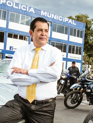 Vecinos y policías contra la delincuencia