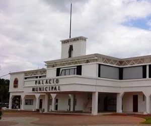 Tiempos para recuperar la política local
