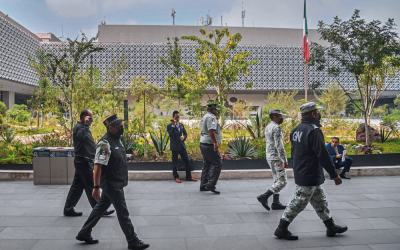 Ejército en las calles, pero Policías locales en desamparo