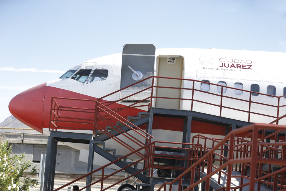 El Biblioavión en Ciudad Juárez, un vuelo hacia el conocimiento