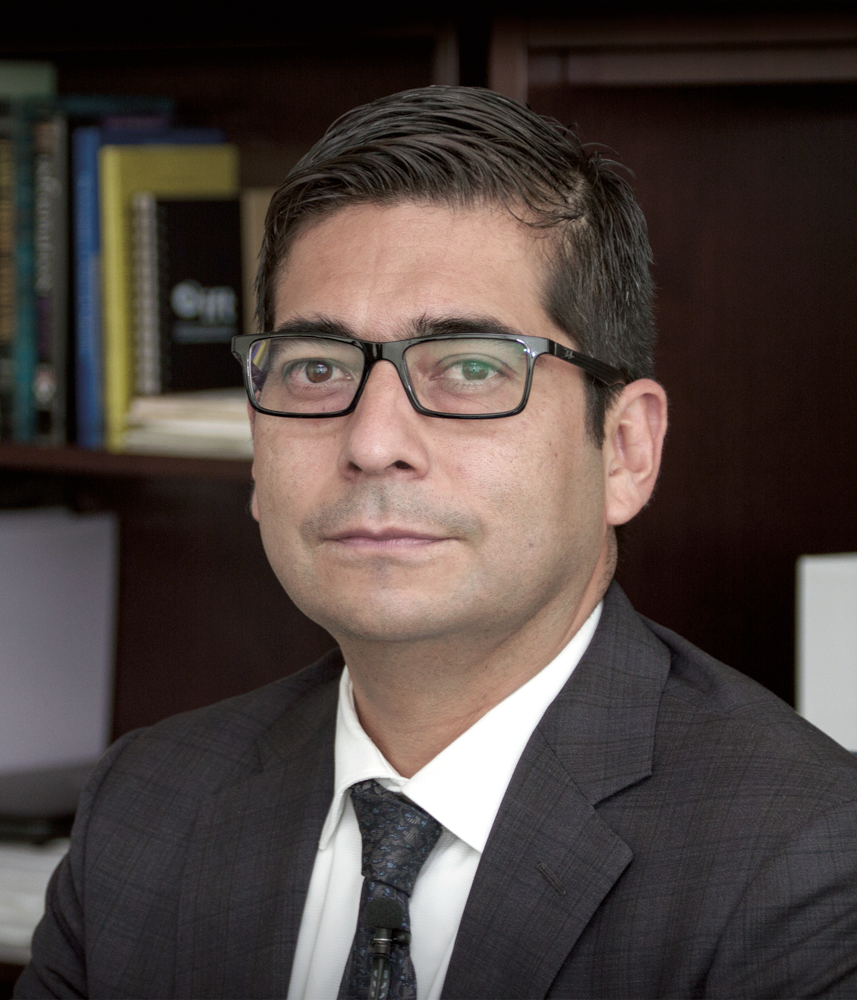 JVíctor Manuel Rodríguez Hilario.