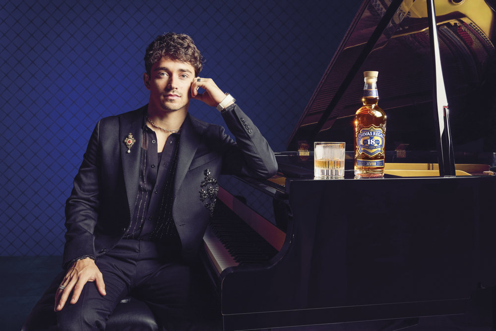 Nota_perfecta_ChivasRegal_CharlesLeclerc
