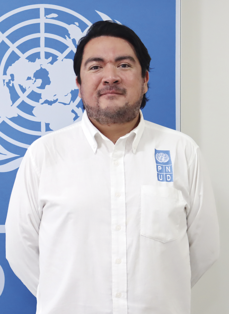 Luis Mauricio Escalante Solís.