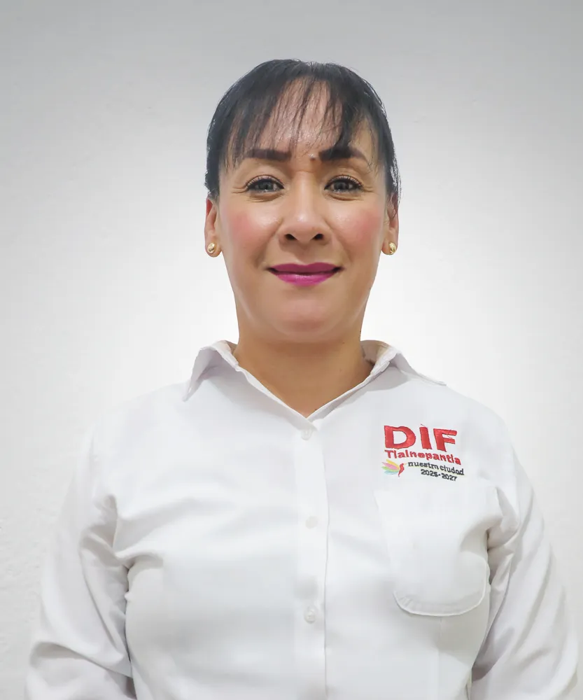 Elia Gallegos Flores.