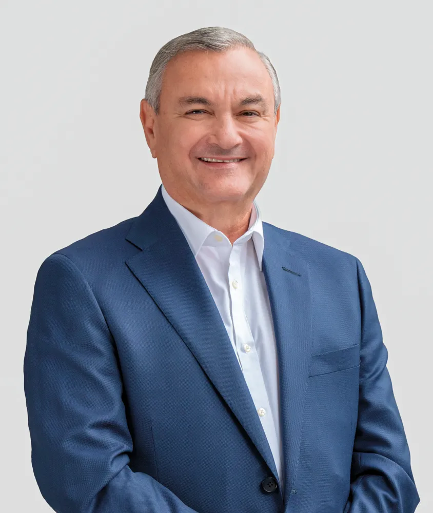 Héctor García García.