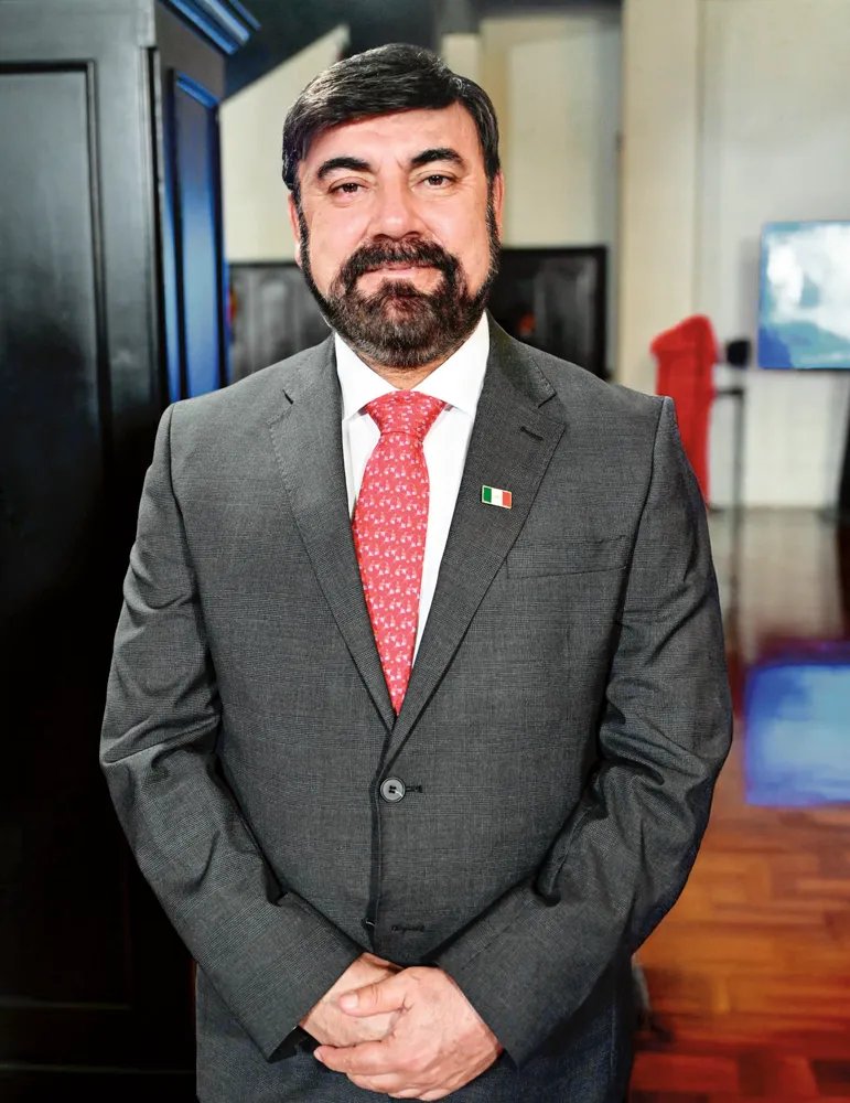 Carlos Maza Lara.