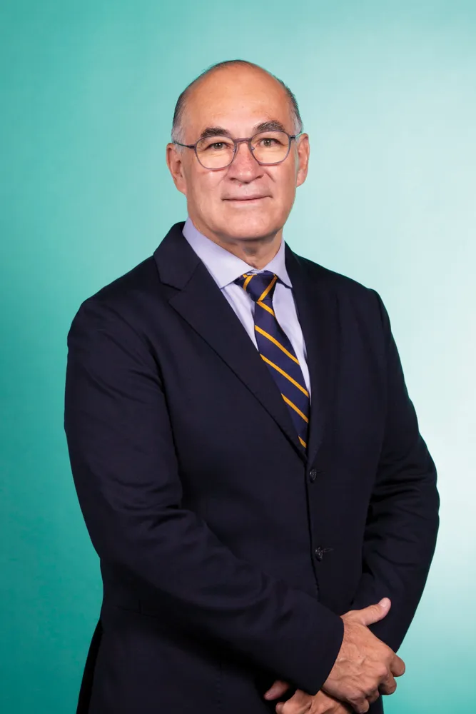 Enrique Galindo Ceballos.