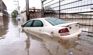 Auto inundado