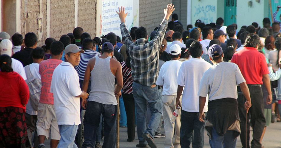 Maestros vandalizan oficinas de SNTE en Oaxaca
