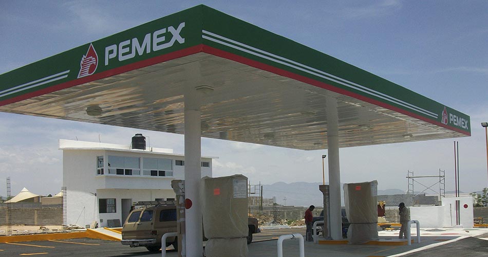 Onexpo y Pemex acuerdan transformación de gasolinerías