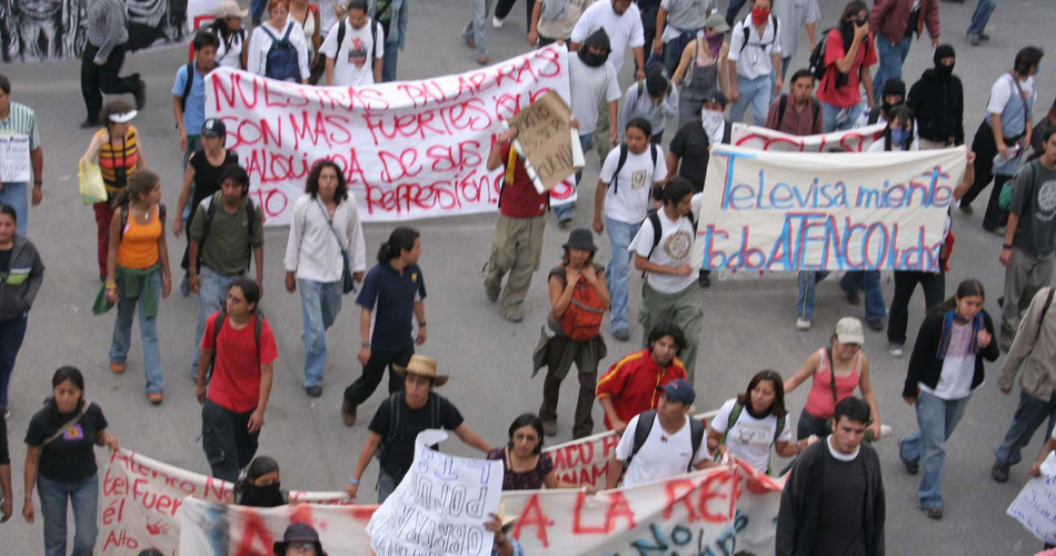 Pobladores de Atenco reactivan manifestaciones contra nuevo aeropuerto