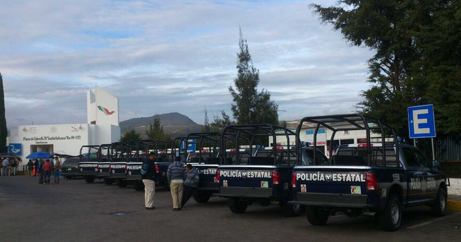 Continúa paro de labores de la policía estatal de Oaxaca