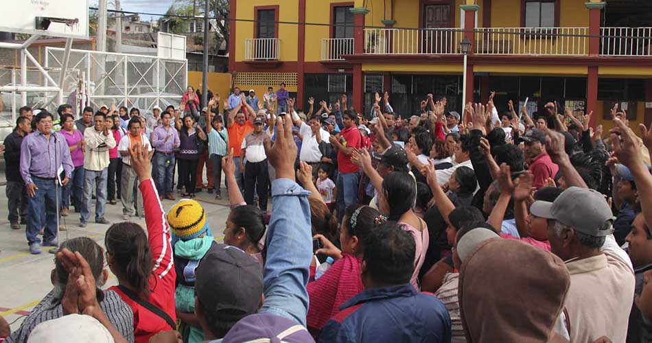 Habitantes de San Antonio de la Cal, Oaxaca, exigen elecciones extraordinarias