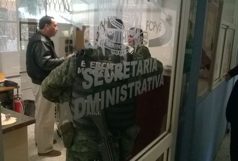 Ejército irrumpe en Universidad Autónoma de Coahuila