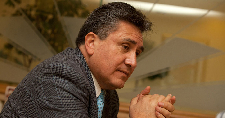 Luis Raúl González, nuevo Ombudsman nacional