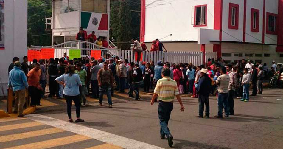 Alcaldías de Michoacán tomadas por CNTE
