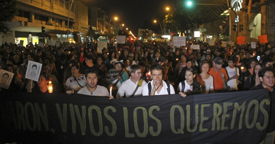 La Guerra Mediática en el Caso Ayotzinapa