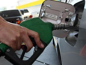 Ensenadenses piden bajar el costo de las gasolinas