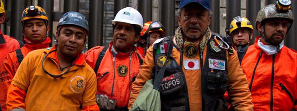 Viajan ‘Topos’ mexicanos a Nepal para apoyar en rescate de víctimas