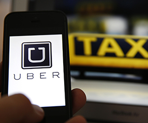 Proponen cobrar cuota de 1% a Uber en Puebla