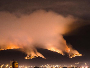 Incendio consume 100 hectáreas de bosque en Uruapan