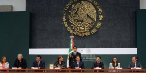 Peña_Nieto_propone_reforma_legalizar_matrimonio_gay_Alcaldes_de_Mexico_Mayo_2016