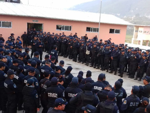 Policías de Guerrero paran labores; exigen destitución de mandos