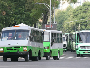 Prohibirán circulación de microbuses en la Ciudad de México