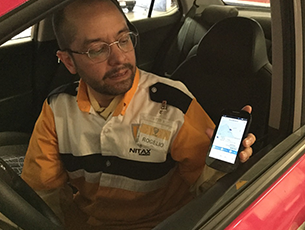 Empresa mexicana equipa taxis con sistema inteligente similar a Uber y Cabify