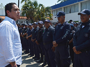 Alcalde de Acapulco propone a Federación mesa de trabajo para la seguridad de ediles