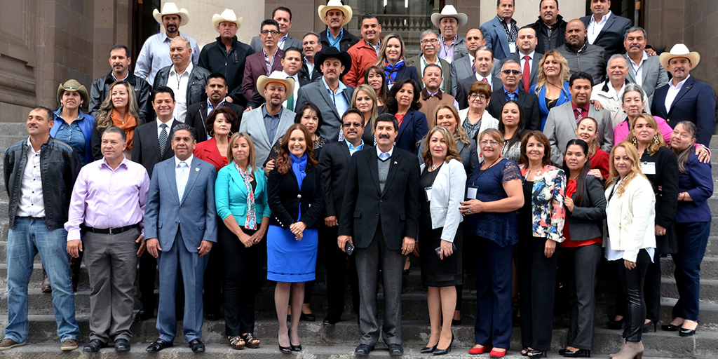 “Estamos en crisis”, dice Javier Corral a alcaldes de Chihuahua, pero hay estrategia