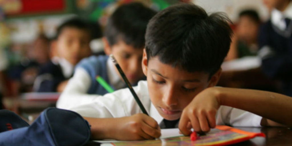 México tiene la inversión más baja en educación por alumno: UNAM