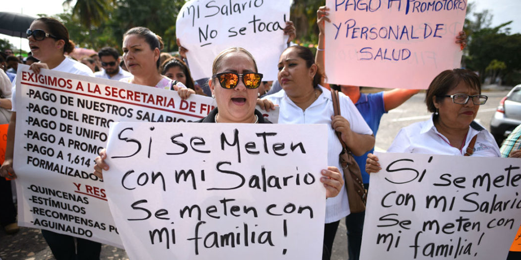 Burócratas y policías de Veracruz se unen a protestas por falta de pago de salarios