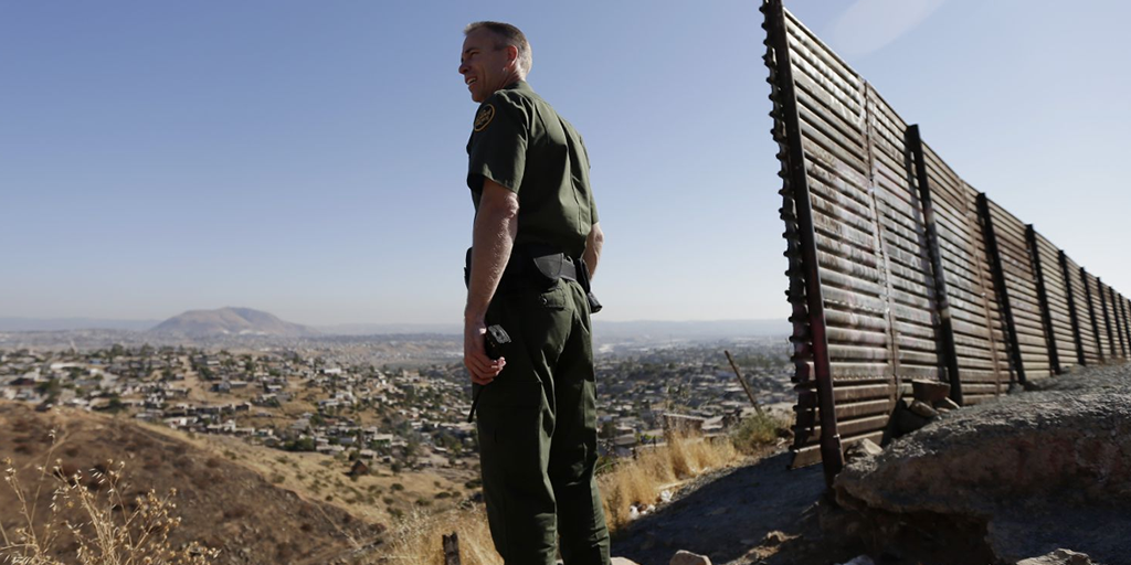 México pagará por el muro con impuesto del 20% a sus exportaciones: Trump
