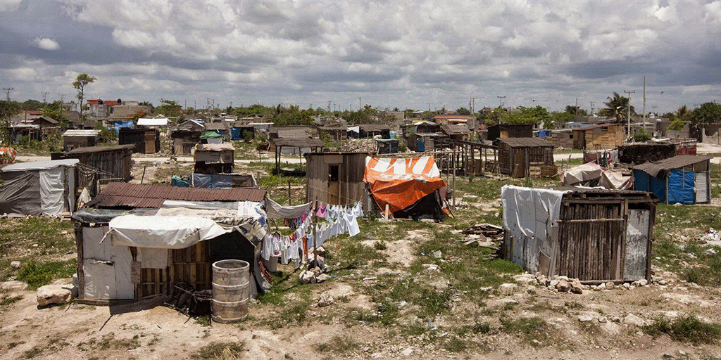 Investigan asentamientos irregulares en el Caribe mexicano