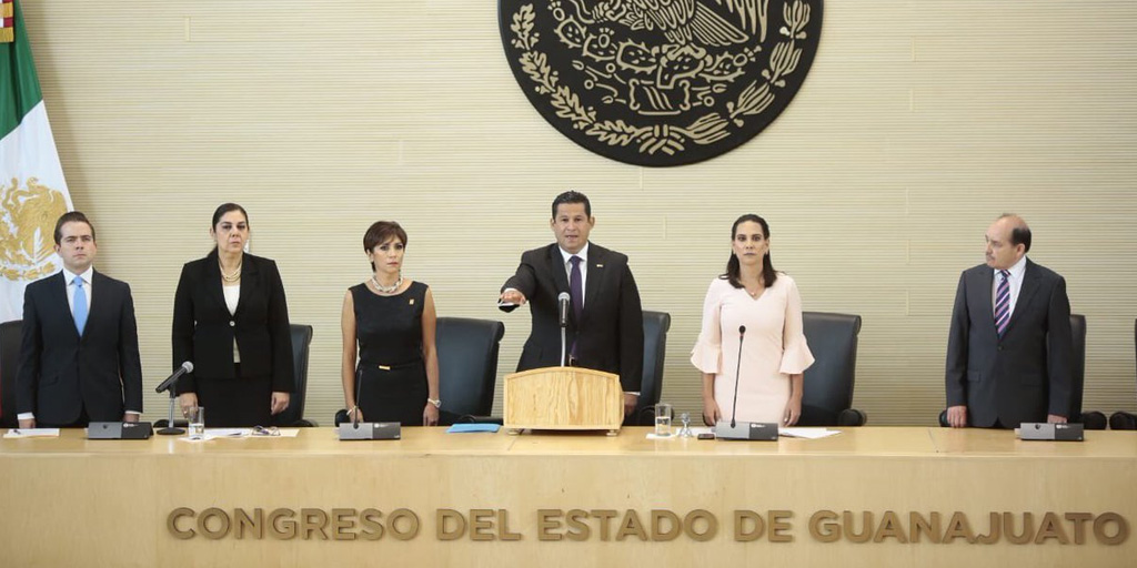 Diego Sinhue Rodríguez rinde protesta como Gobernador de Guanajuato