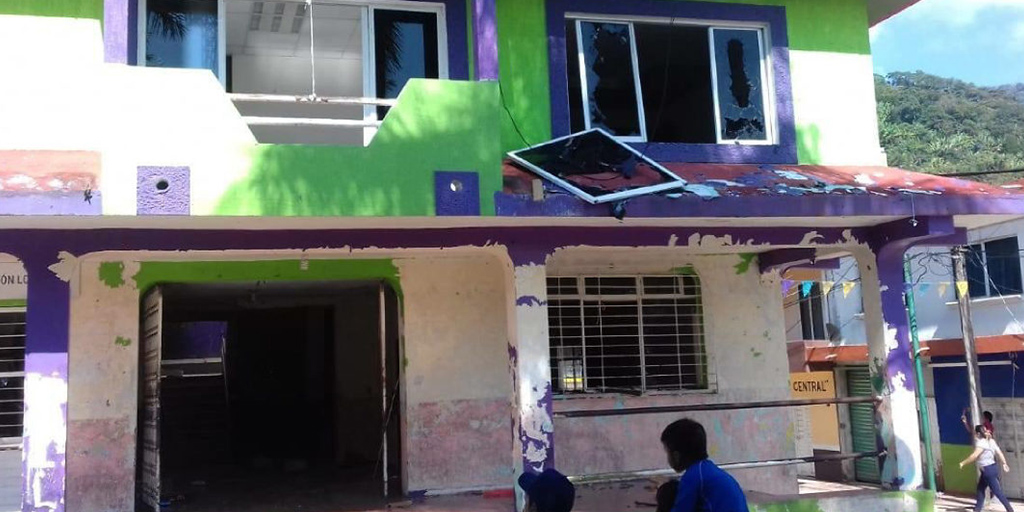 Atacan casa de alcalde de Bochil y Presidencia Municipal de El Bosque, Chiapas