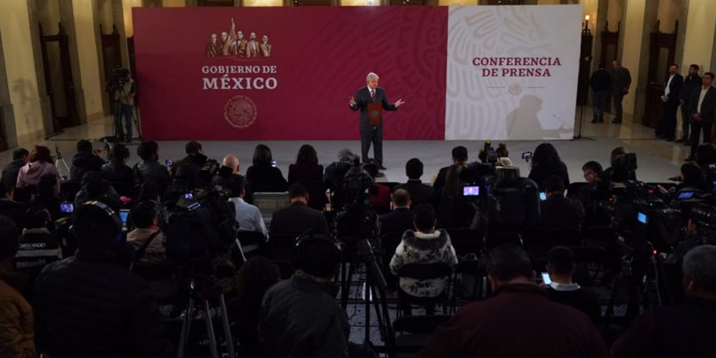 México pierde hasta 70 mil mdp por robo de combustible; será considerado delito grave: AMLO