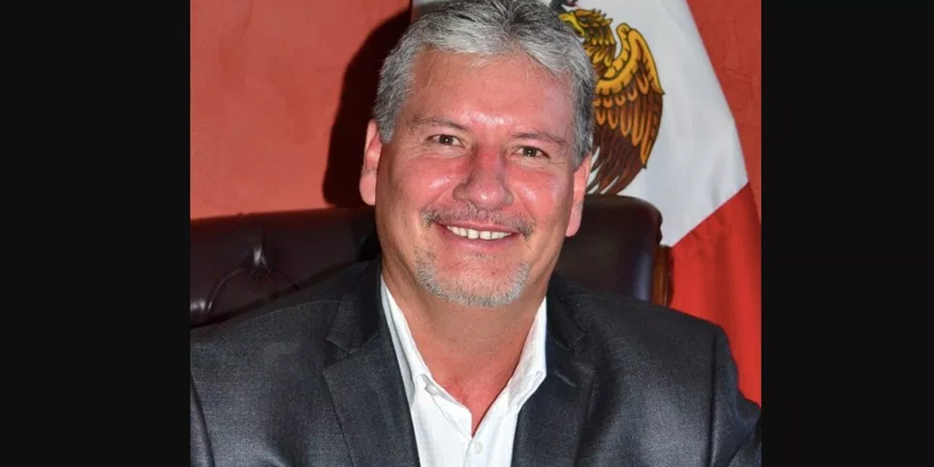 Detienen a alcalde de Bácum, Sonora, al tratar de ingresar a EU con pasaporte falso