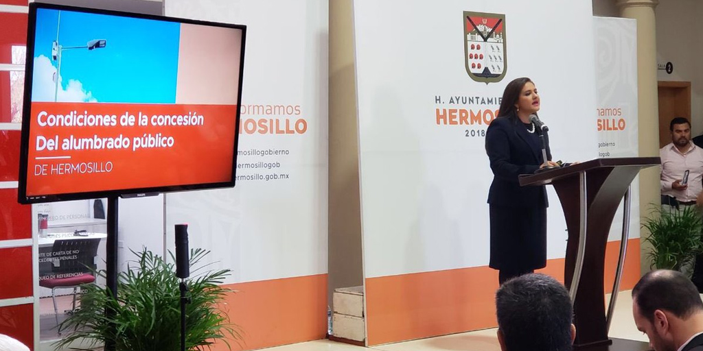 Alcaldesa de Hermosillo denuncia intento de soborno por parte de empresa de alumbrado público