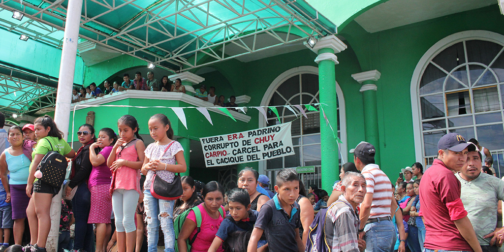 Renuncia alcalde de Amatán, Chiapas, y todo el ayuntamiento