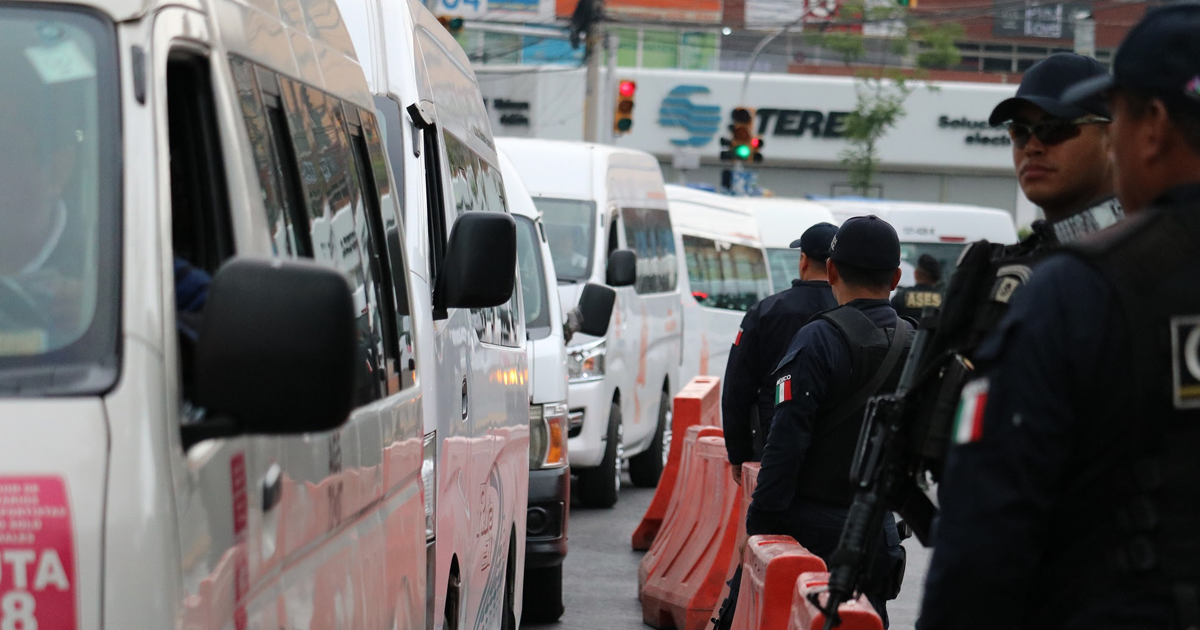 Endurecen penas contra el robo en transporte público en el Estado de México