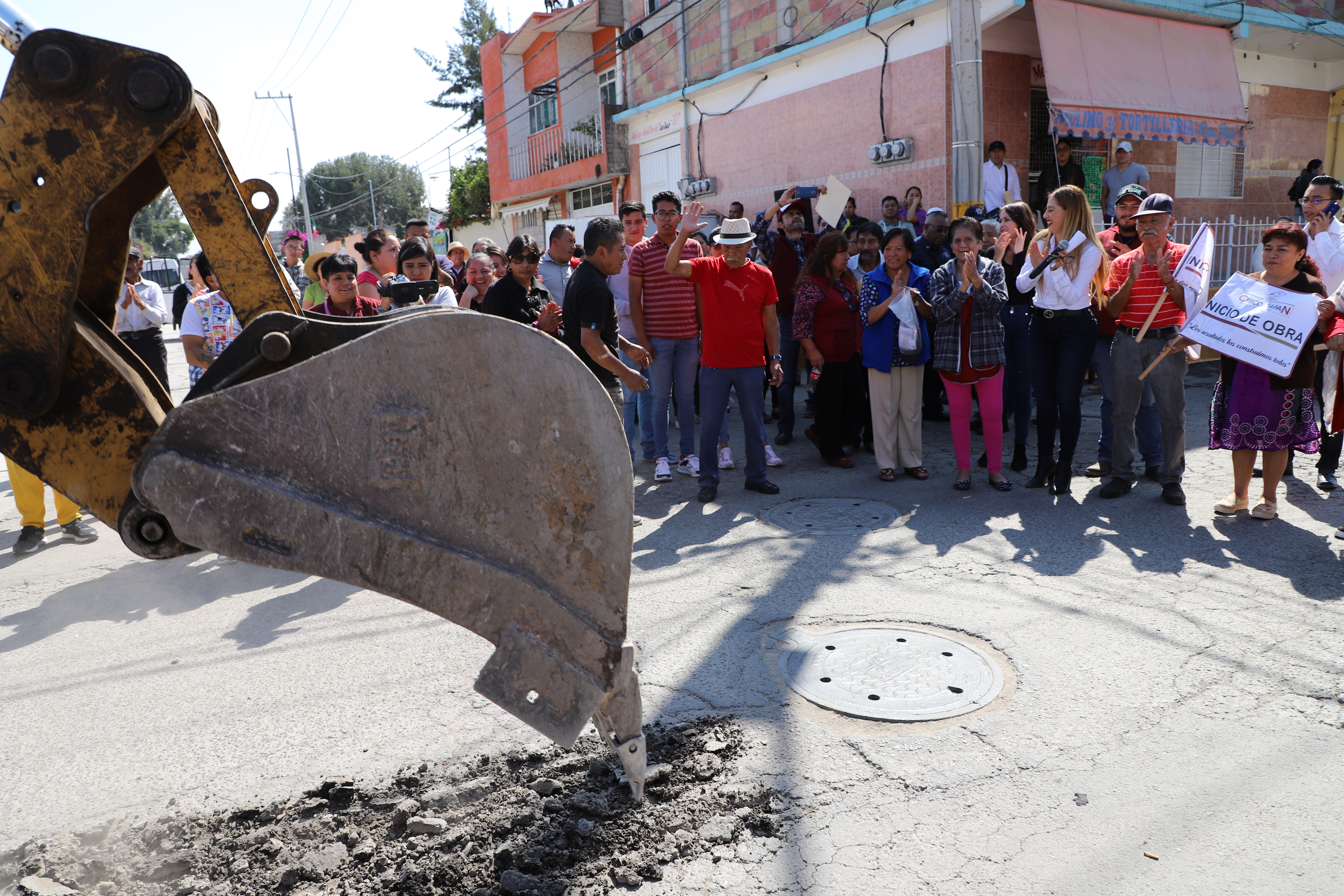 Mejoramiento de la infraestructura en Chicoloapan, prioridad del Gobierno municipal