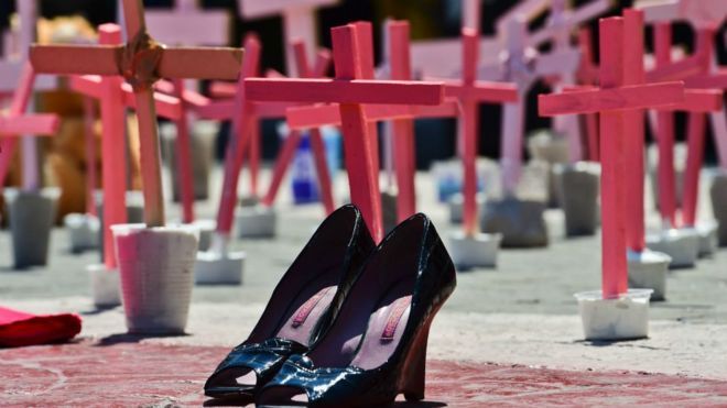Delitos de feminicidio presentes en 385 municipios