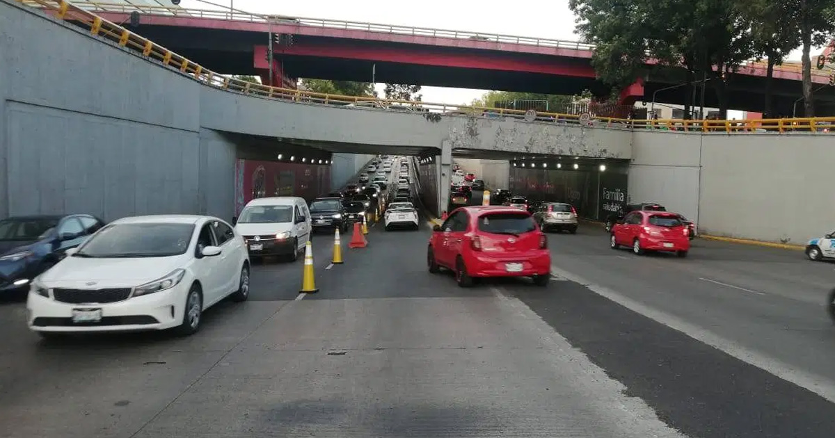 Buscan agilizar el tráfico en horas pico con carril reversible en vía principal de la CDMX