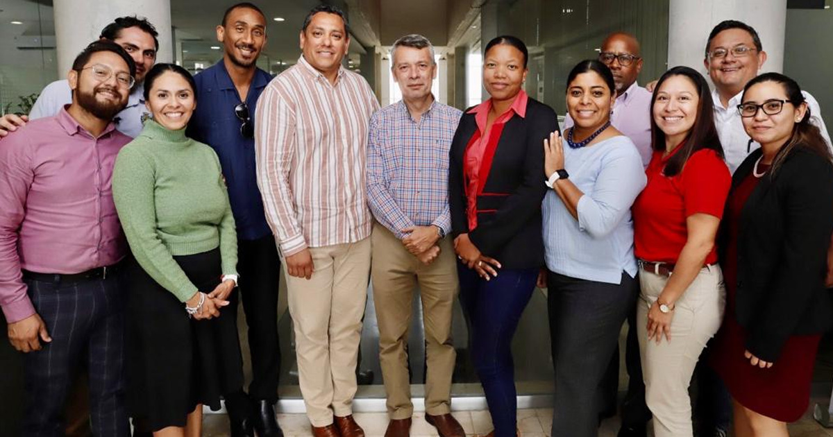 Mérida intercambia experiencias de desarrollo urbano con Belice