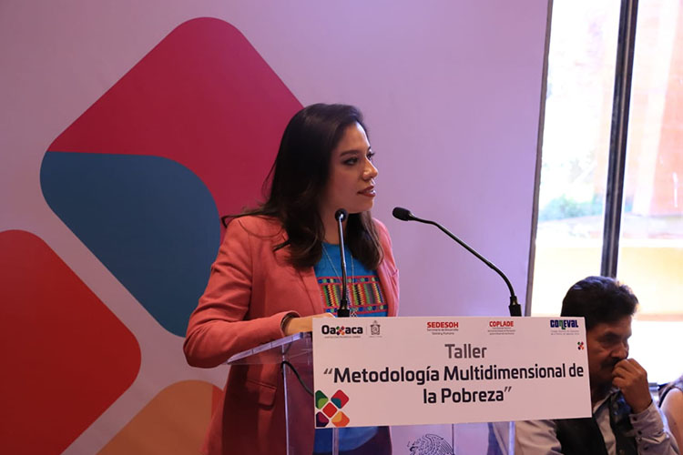 Alcaldes de Oaxaca se capacitan para combatir la pobreza en el estado