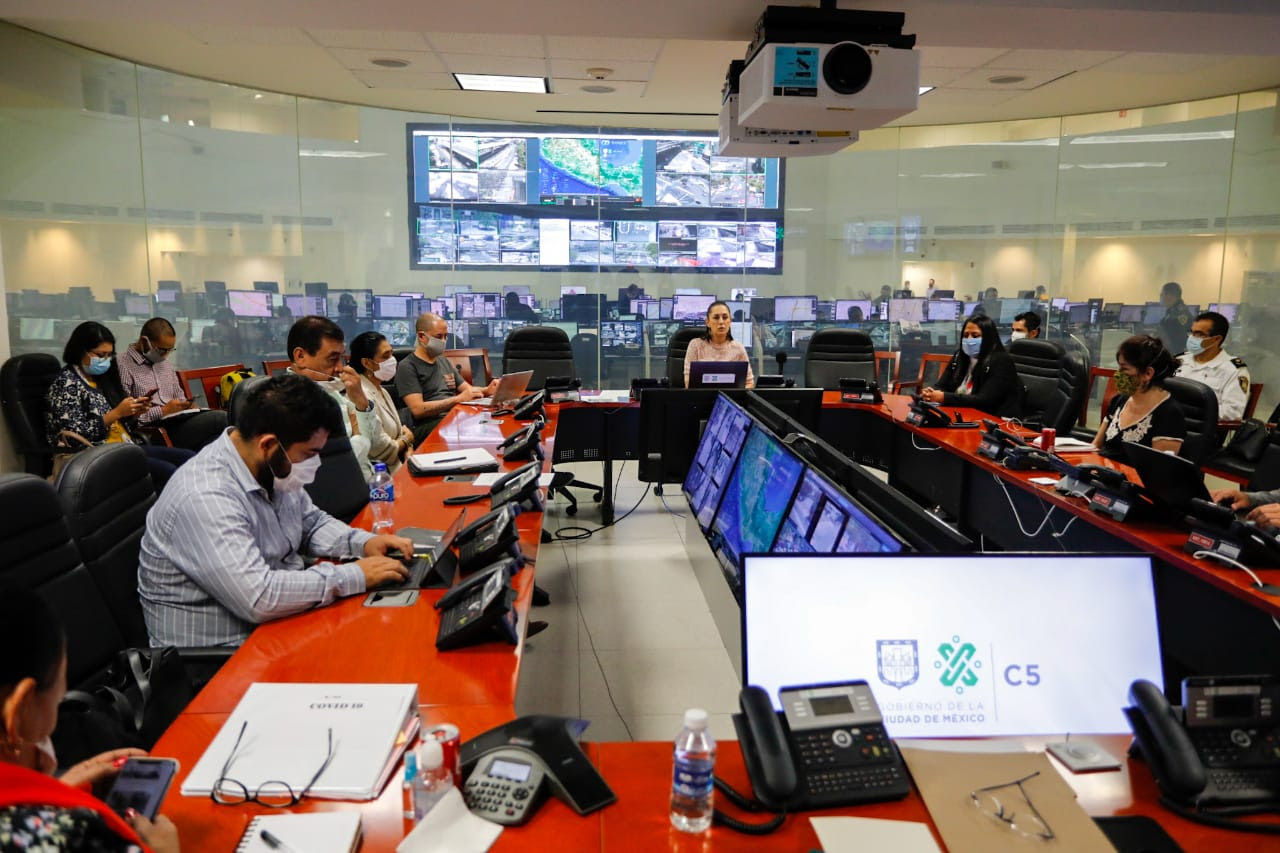 CDMX instala puesto de mando en C5 para coordinar operación de hospitales COVID-19