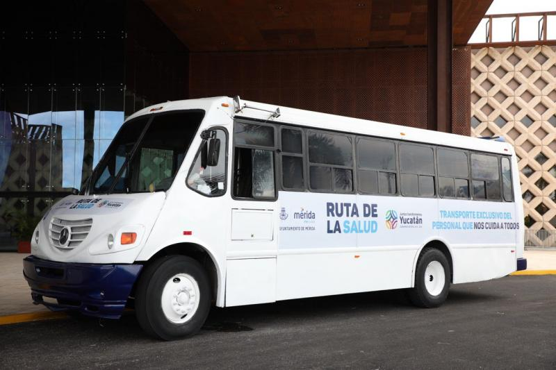 Yucatán proporciona transporte exclusivo y gratuito para personal médico